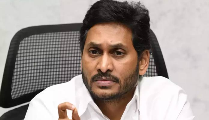 వెకిలి పలుకు: మరీ ఇంత రోత పుట్టించేయాలా.?