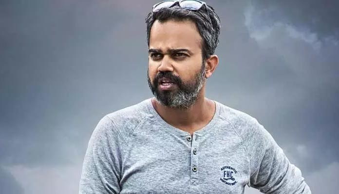 ప్రశాంత్ నీల్ తెలుగులో సెటిలైపోతే.. కన్నడ ప్రేక్షకులు బాధ