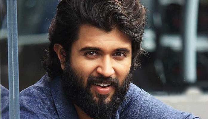 విజయ్ దేవరకొండ ఛాలెంజ్..200 కోట్ల కంటే ఎక్కువే చేస్తాడట