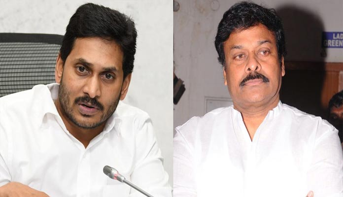 చిరంజీవి కోసం వైసీపీ పాట్లు.! ఎంతవరకు నిజం.?