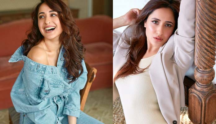 Pragya Jaiswal Sexy Pics