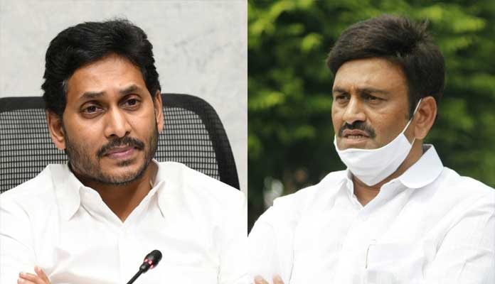 వైసీపీ సెల్ఫ్ గోల్: రఘురామపై అనర్హత కోసం పార్లమెంటుని స్తంభింపజేయడమా.?