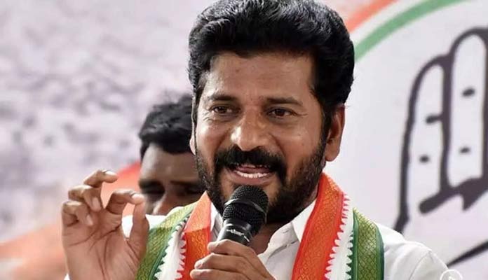 రేవంత్ మార్కు రాజకీయాలతో ఉలిక్కిపడుతున్న టీఆర్ఎస్