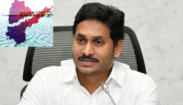 నీళ్ళు నిప్పులు: తెలంగాణ మంత్రులపై వైఎస్ జగన్ ఫైర్