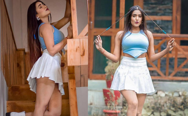 Garima Chaurasia Official Pics