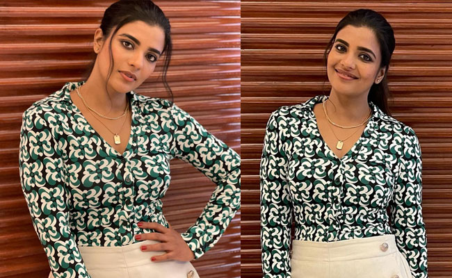 Aishwarya Rajesh Latest Pics of Insta