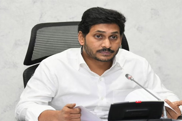 సీఎం వైఎస్ జగన్ హెచ్చరికలంటే వాళ్ళకి భయం లేదా.?