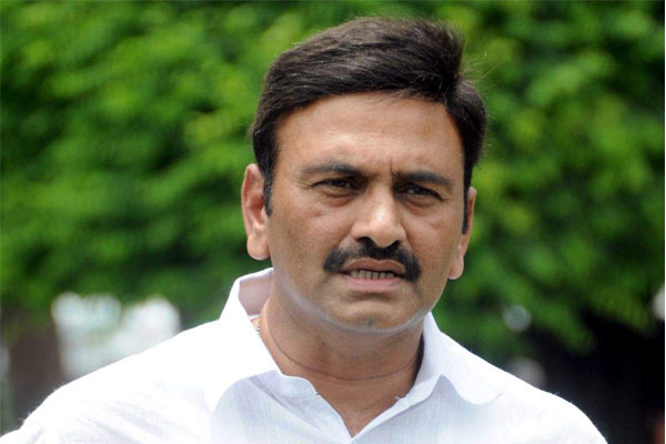 రఘురామ వృధా ప్రయాస.. పాపం పట్టించుకోవట్లేదెవరూ.!