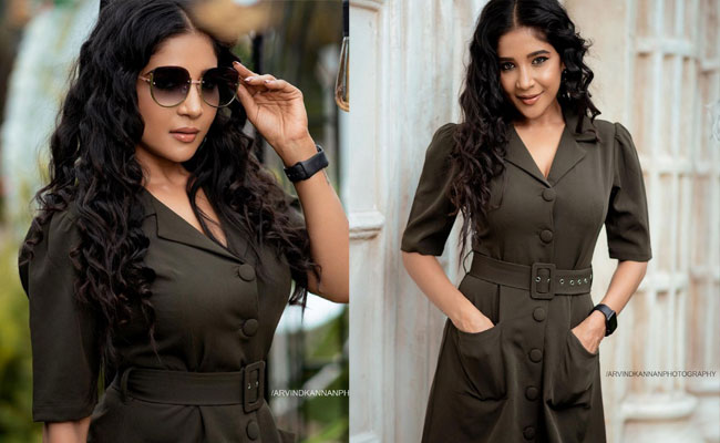 Actress Sakshi Agarwal Insta Photos