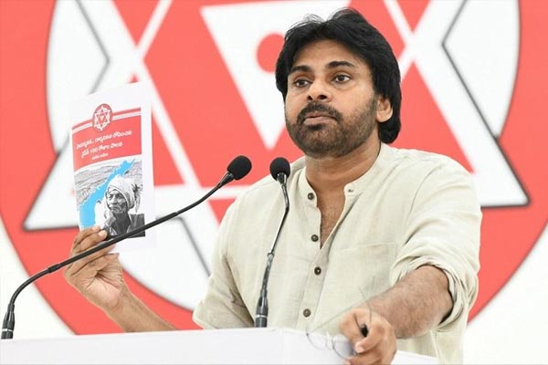 జనసేనాని వ్యూహాత్మక మౌనం వెనుక కారణమేంటబ్బా.?