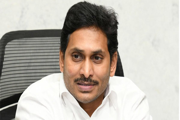 వైసీపీని భయపెడుతున్న ఆ సర్వేలో నిజమెంత.?