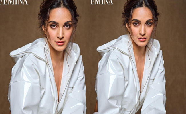 Actress Kiara Advani Poses to Magzine