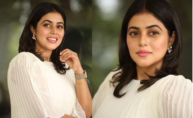 Actress Poorna Latest Pics
