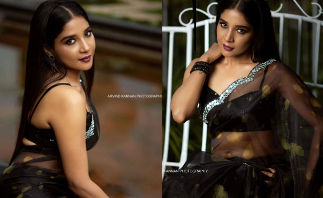 Sakshi Agarwal Black Saree Pics