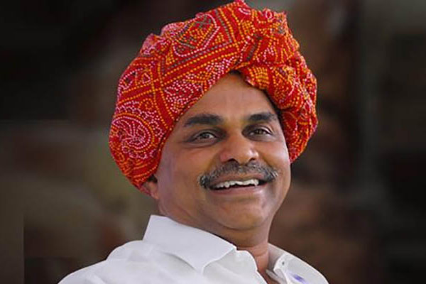 వైఎస్సార్‌పై కాంగ్రెస్ నేతల మొసలి కన్నీరు.!