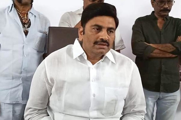 ఎంపీ రఘురామకి సూపర్ షాక్ తగిలిందహో.!