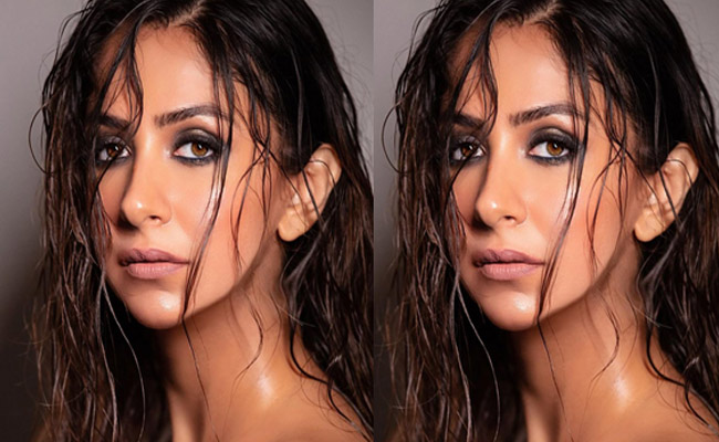 Malvika Raaj Hottest Photoshoot