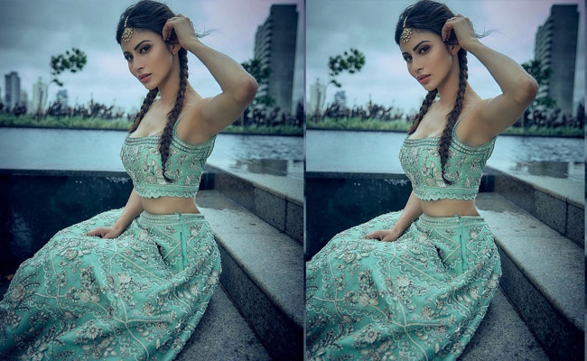 Mouni Roy is Beautiful Looks In Latest Phootshoot