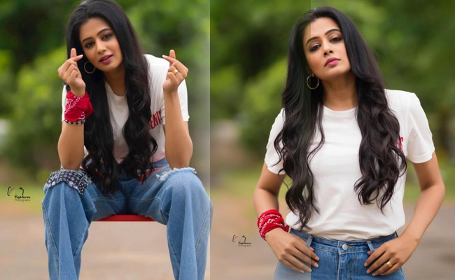 Priya Mani Latest Insta Pictures