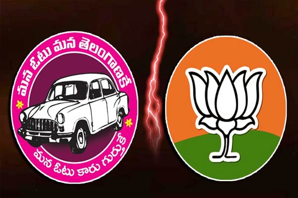 టీఆర్ఎస్ వర్సెస్ బీజేపీ: ఎవరి సొమ్ములు ఎవరు దోచేస్తున్నారు.?