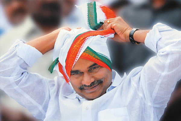 వైఎస్సార్.. తెలుగునాట ‘సంక్షేమ రారాజు’