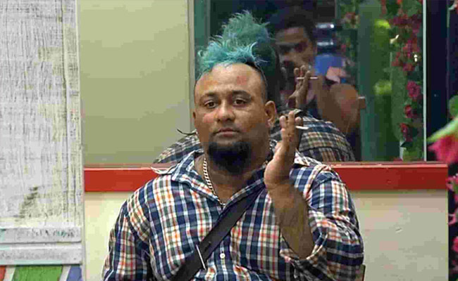 లోబోకి ‘బిగ్’ షాకిచ్చిన బిగ్‌బాస్