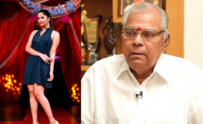 అనసూయ పొట్టి దుస్తులపై సీనియర్ నటుడి అభ్యంతరం