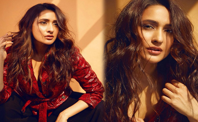 Pragya Jaiswal Adorable Pics in Red Dress