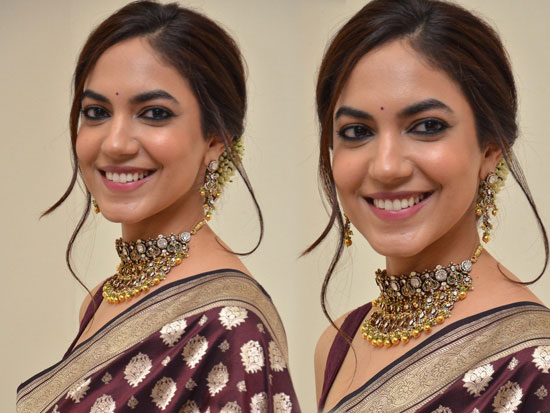 Ritu Varma New Gallery in Saree