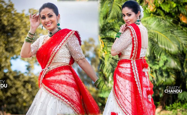 Sadaa Looking Beautiful In Half Saree