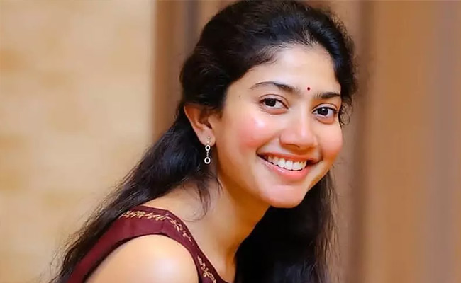 సాయి పల్లవి సినిమాలు రిజెక్ట్ చేయటానికి అదే కారణమా…?