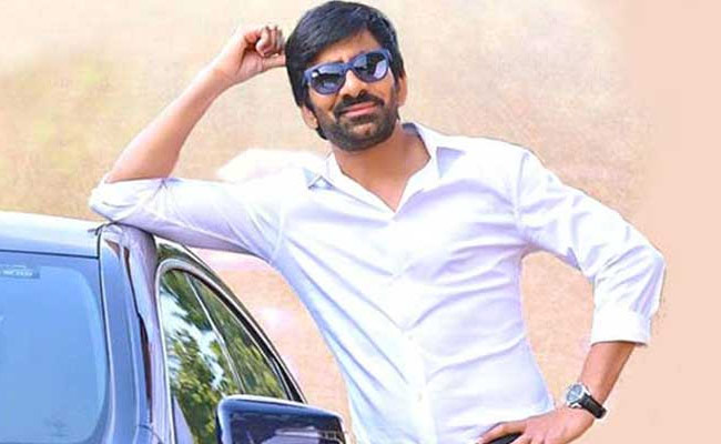 రవితేజ డెడికేషన్ కి దణ్ణం పెట్టాల్సిందే..ఎన్ని సినిమాలు గురూ