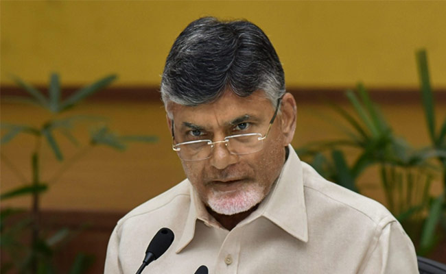 రెండేళ్ళలోపే అధికార పీఠమెక్కుతానంటున్న చంద్రబాబు