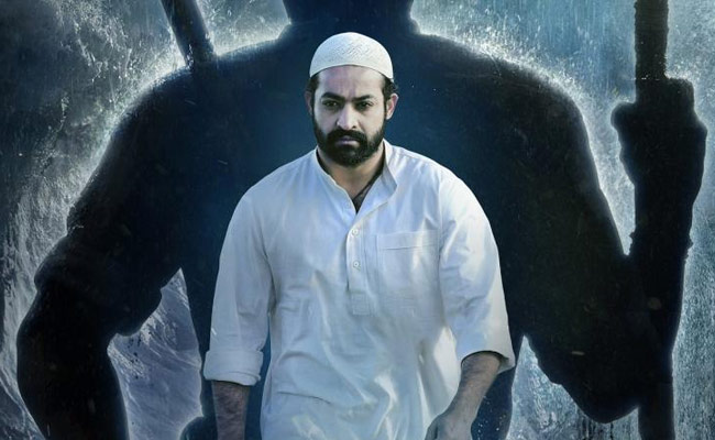 ‘RRR’ లో ఎన్టీఆర్ రోల్ ఎంతసేపో క్లారిటీ మీ కోసం.!