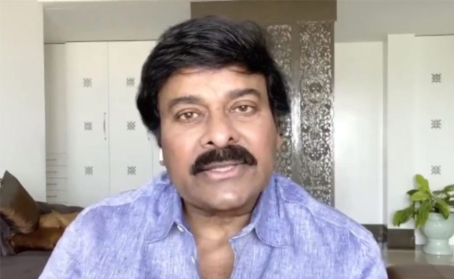 మరో అభిమాని కోసం మెగాస్టార్ పెద్ద సాయం.!