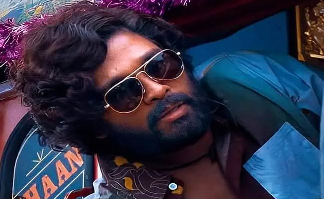 “పుష్ప” లో స్టన్నింగ్ లుక్ సిద్ధం చేసిన బన్నీ..క్రేజీ అప్డేట్ మీకోసం