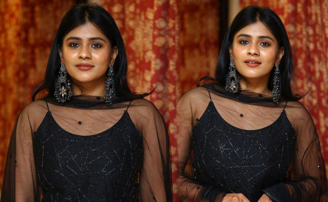 Actress Hebah Patel Photoshoot