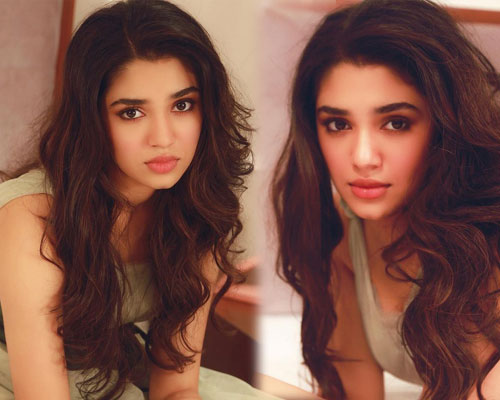 Cute Beauty Krithi Shetty Photos