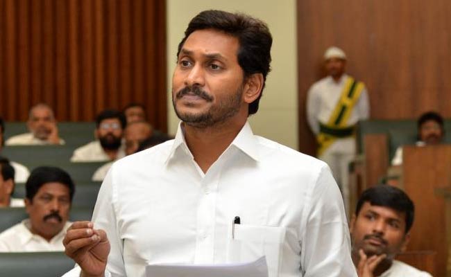 మూడు రాజధానులు వెనక్కి: వైఎస్ జగన్‌ని అభినందించాల్సిందే.!