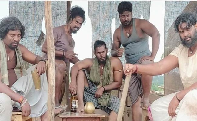 చరణ్ సినిమాకి శంకర్ ప్లానింగ్ చూస్తే షాక్ అవ్వాల్సిందే.!