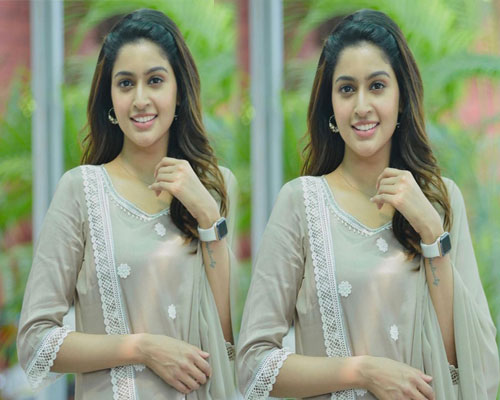 Tanya Ravichandran New Stills