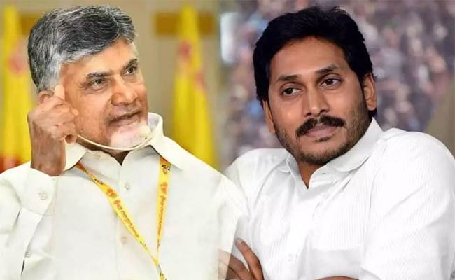 చంద్రబాబుపై అటు బూతులు.. ఇటు నమస్కారాలు.!