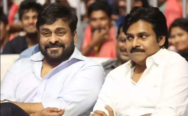 పవన్ సినిమా డేట్ కి ఎసరు పెట్టిన మెగాస్టార్.!