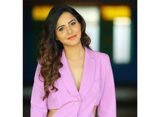 Ashu Reddy-ఆశు రెడ్డి ఆసమ్ లుక్స్