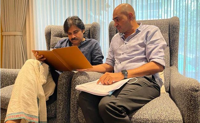 Pavan kalyan : హరి హర వీరమల్లు అక్టోబర్ లో రానున్నాడా…!