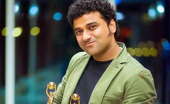 Devi Sri Prasad: దేవి శ్రీ ప్రసాద్ ఐటమ్ సాంగ్ కి, దేవుడి సాంగ్ కు మధ్య తేడా తెలీదా?