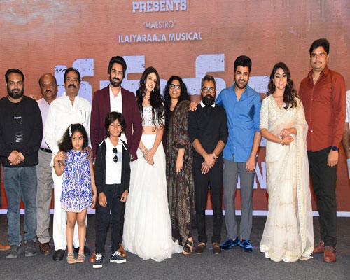 Gamanam Movie-గమనం  మూవీ ప్రీ రిలీజ్ ఈవెంట్  సెట్ -2