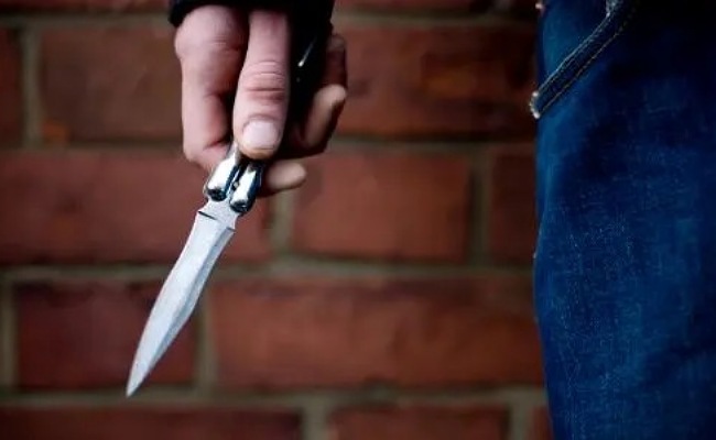 హోటల్ గదిలో మహిళ నగ్న శవం.. పోలీసు విచారణలో బయట పడిన నిజాలు?