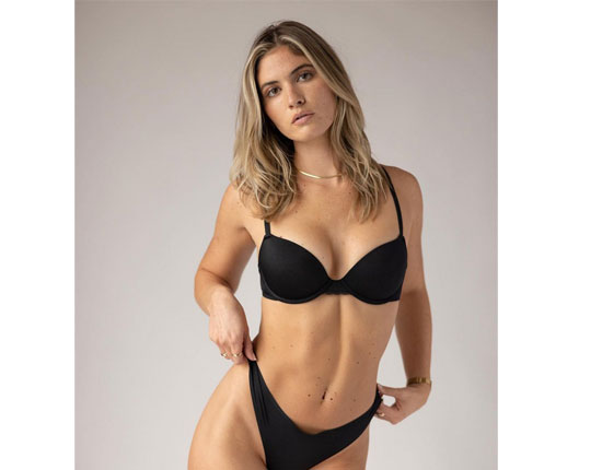 Shauna Sexton Sexy Pics