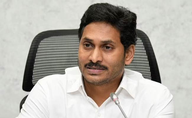 YS Jagan : సీఎం వైఎస్ జగన్ అది తెలుసుకుని తీరాల్సిందే.!